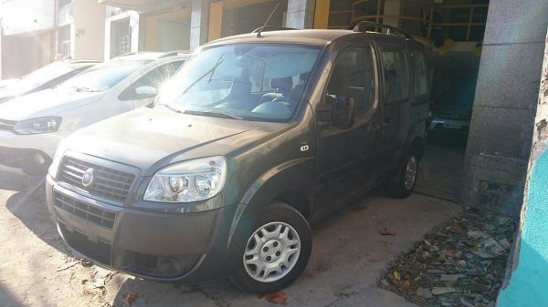 Fiat Doblo HLX 1.8 2011 Raridade Baixa KM Sem GNV = a 0km Ipva Gratis